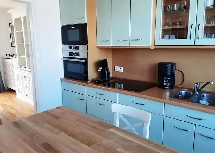 Le Plongeoir * Donville-les-Bains